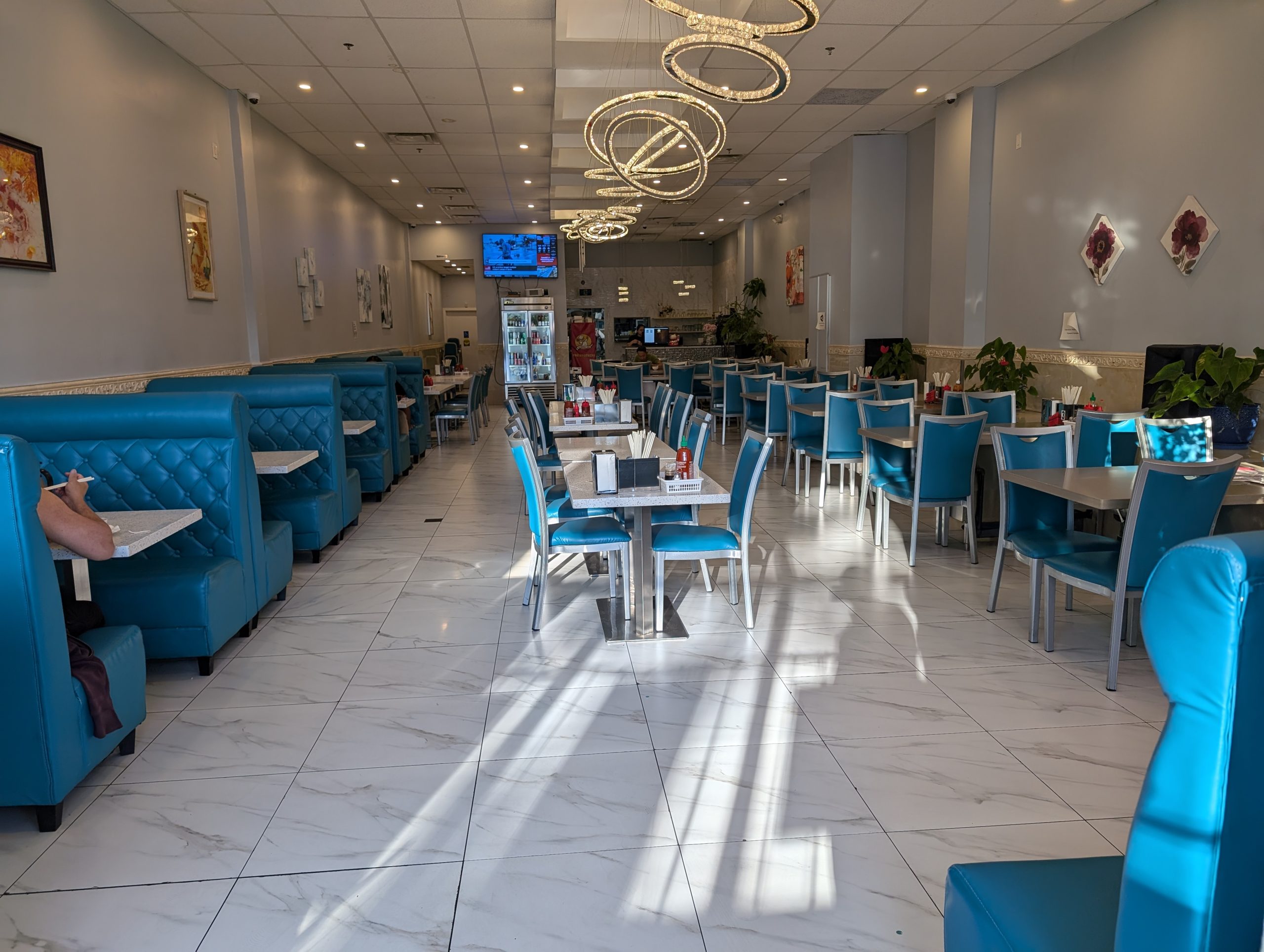 PXL_20241012_210034901