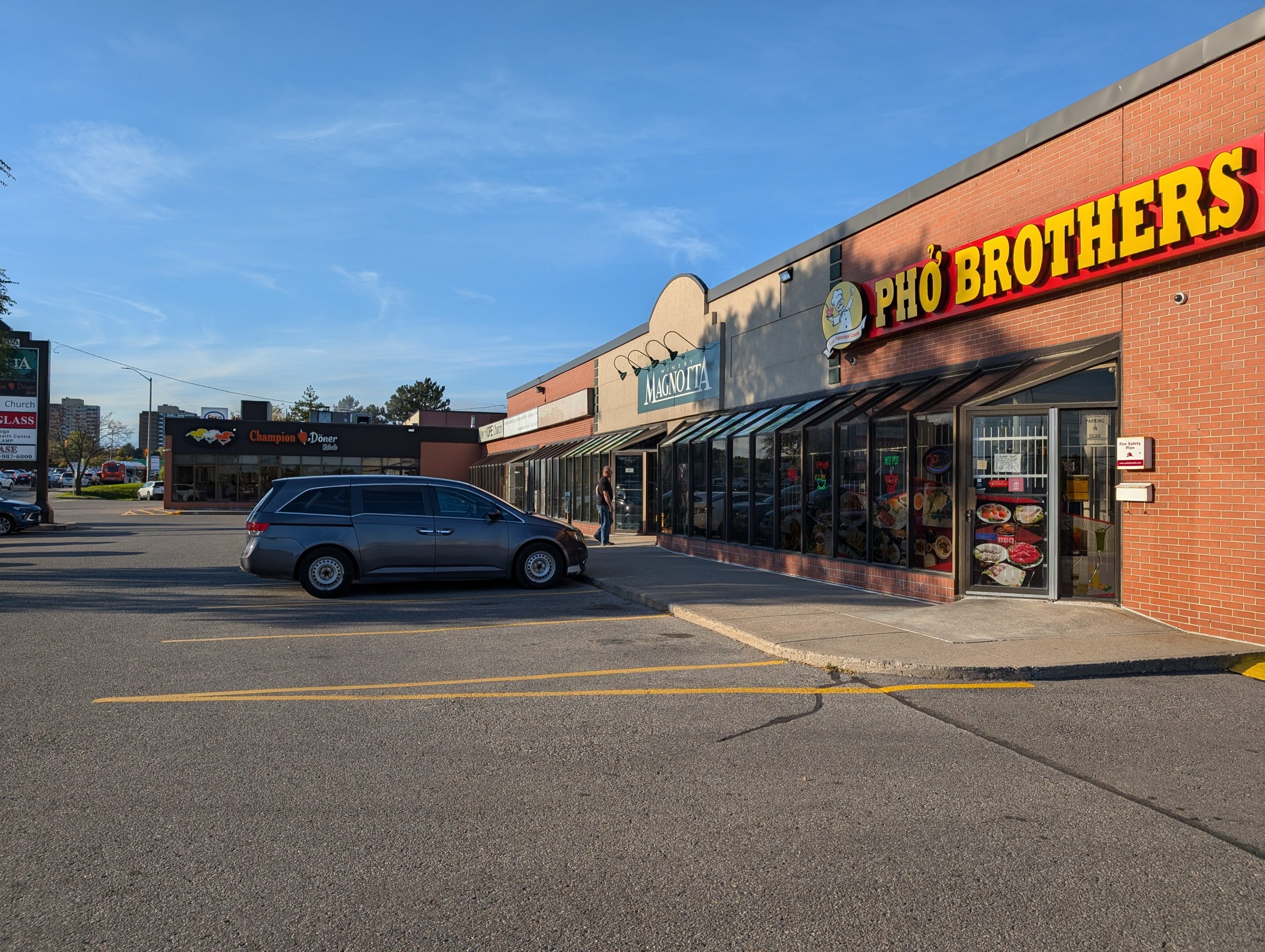 PXL_20241012_210548255